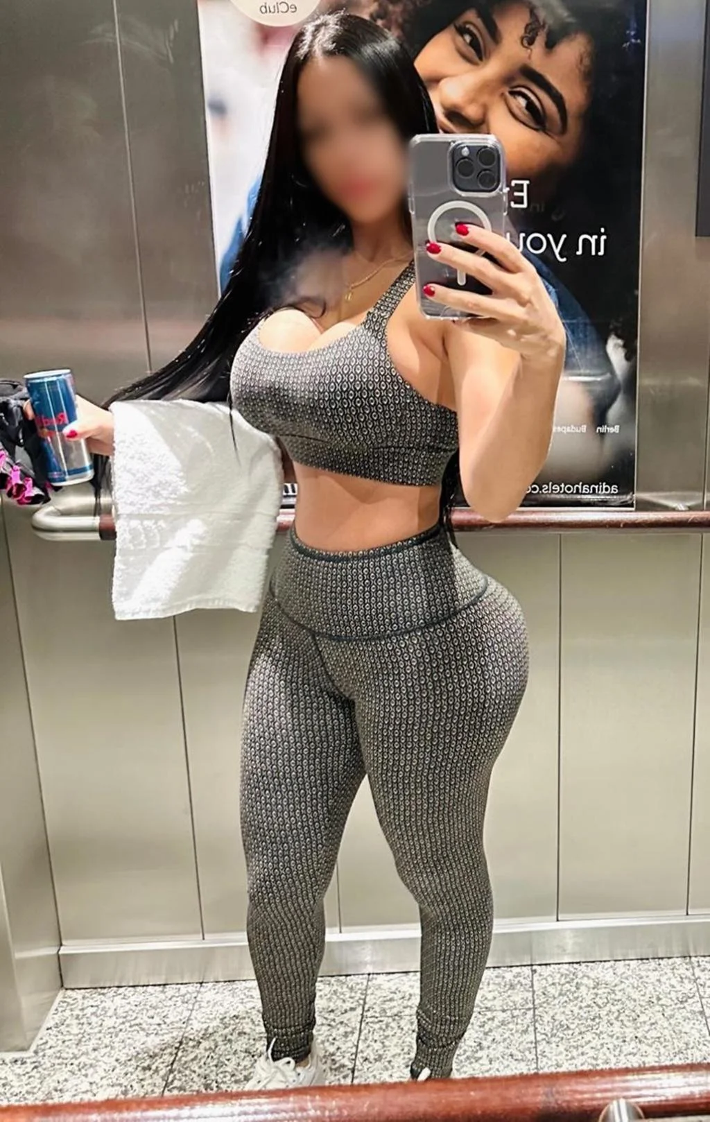 Escort mulata curvy en Bilbao