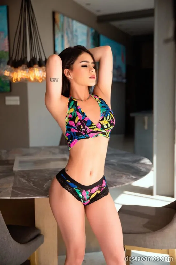 Escort latina fitness en Alicante
