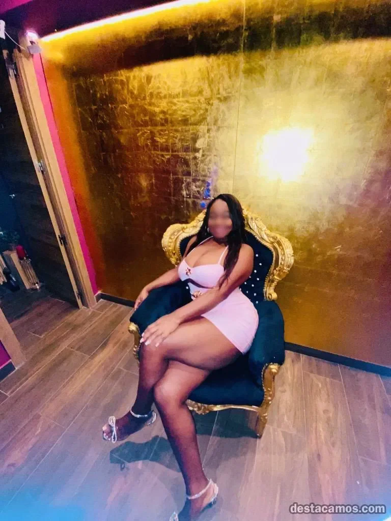 Escort mulata curvy en Madrid