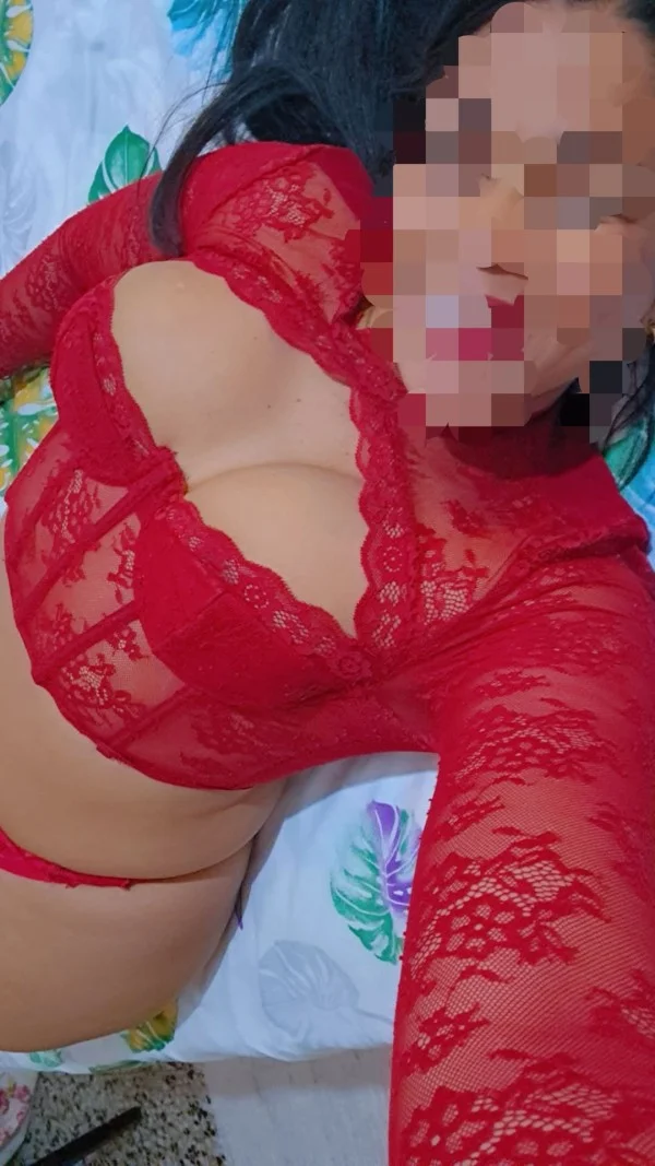 Escort latina curvy en Málaga
