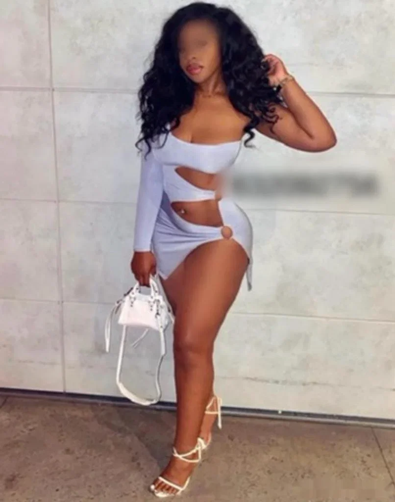 Escort mulata curvy en Gerona