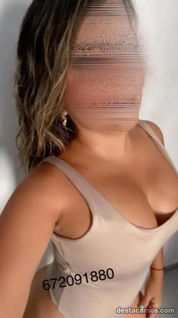 Escort latina curvy en Mahón