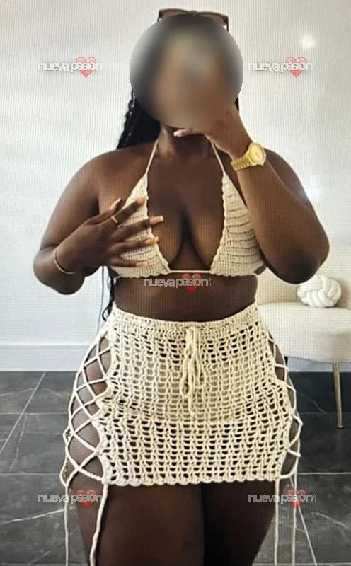 Escort mulata curvy en Almería