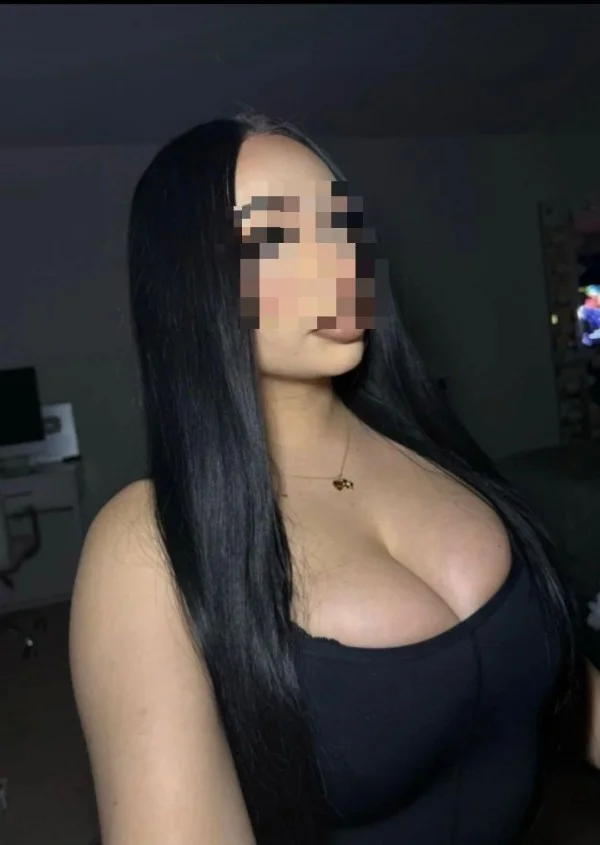 Escort latina curvy en Barcelona