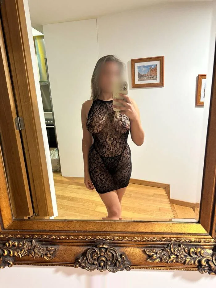 Escort blanca delgada en Málaga