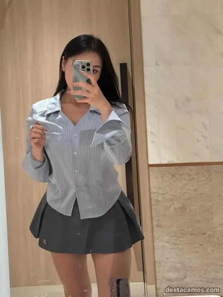Escort latina delgada en San Sebastián