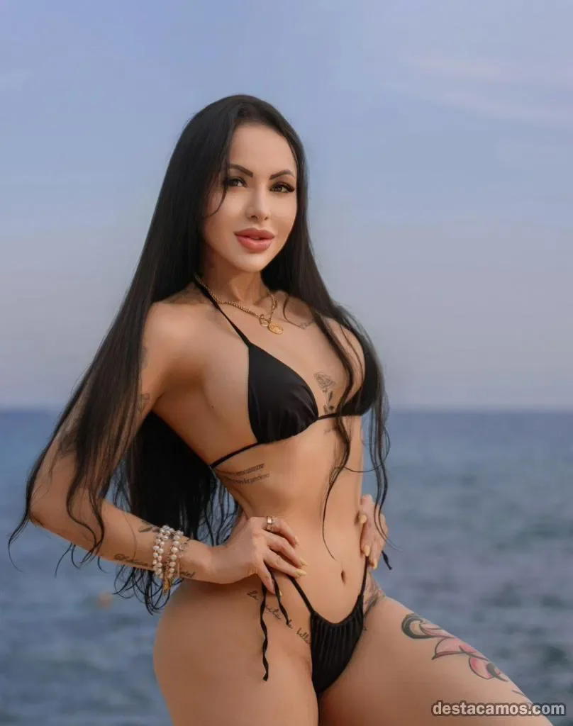 Escort latina curvy en Alicante