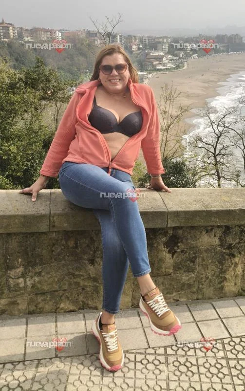 Escort latina curvy en Bilbao
