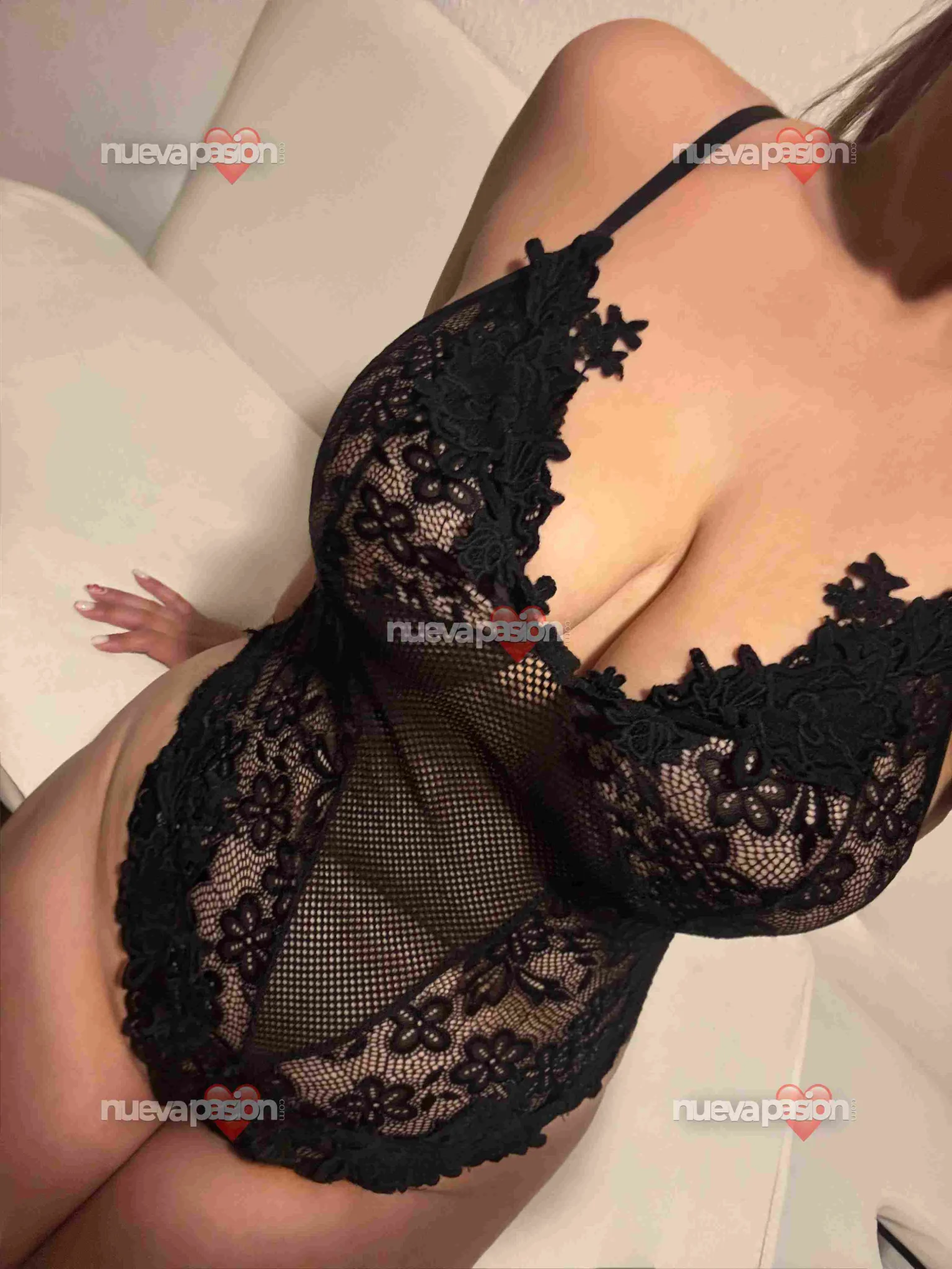 Escort latina curvy en Valencia