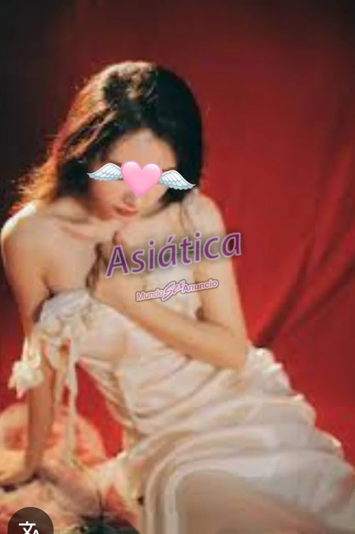 Escort asiática delgada en Seu D'Urgell