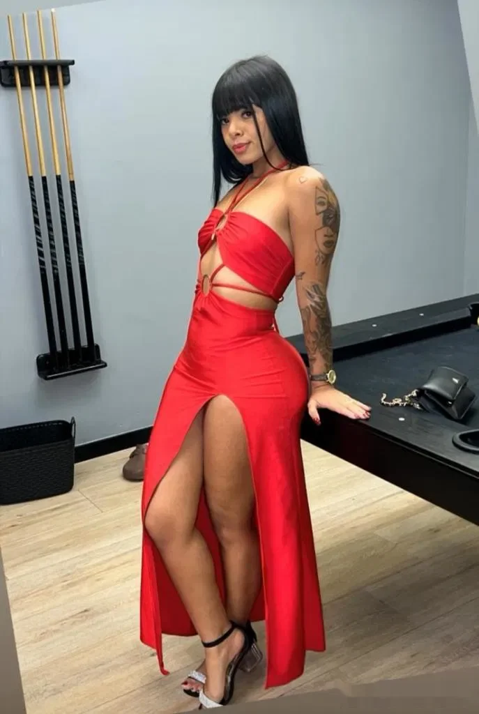 Escort latina curvy en Málaga