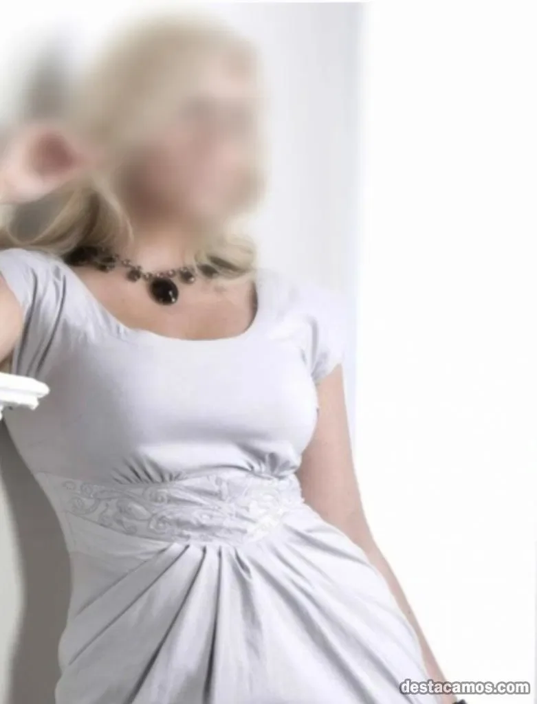Escort blanca curvy en Zaragoza