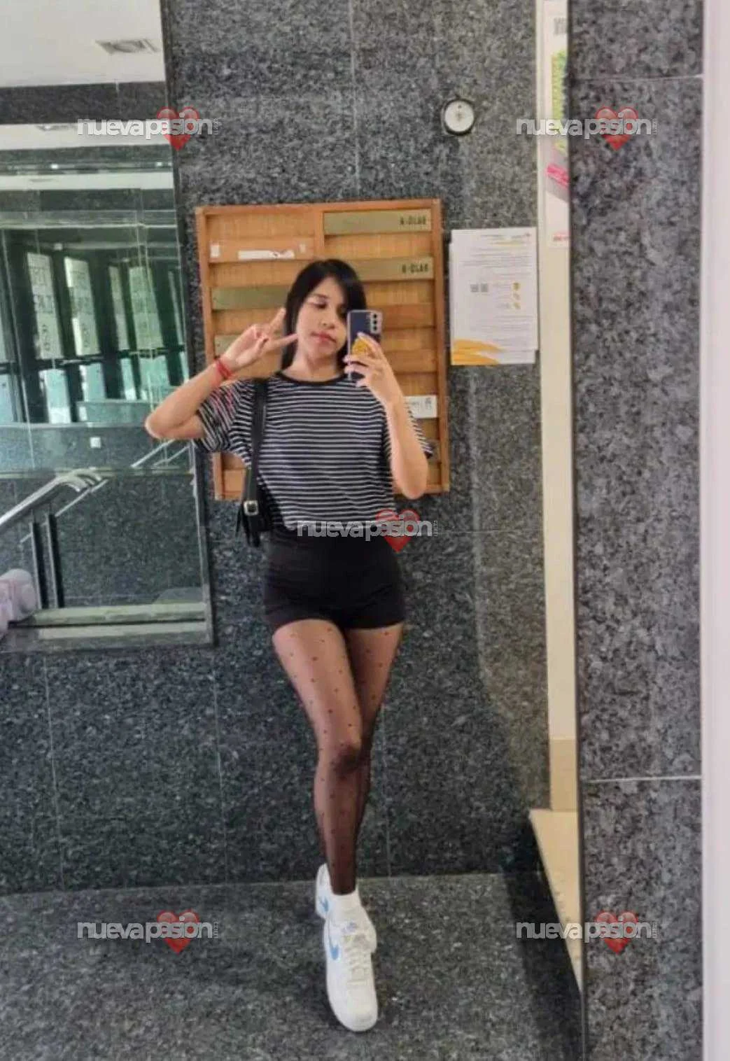 Escort latina delgada en Salou