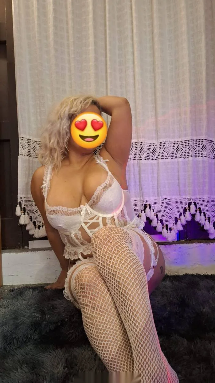 Escort latina curvy en Lérida