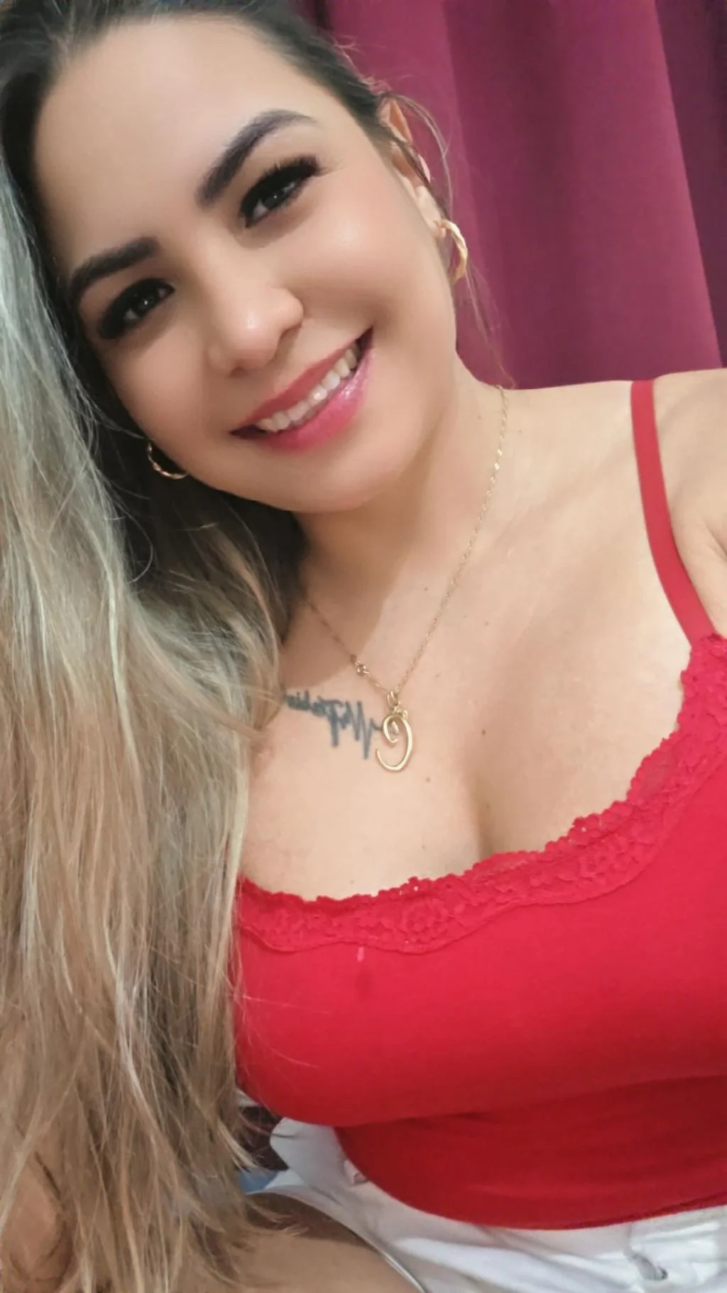 Escort latina curvy en Valencia