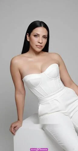 Escort latina curvy en Pamplona