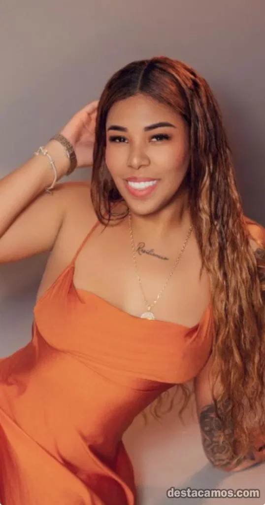 Escort latina curvy en Madrid