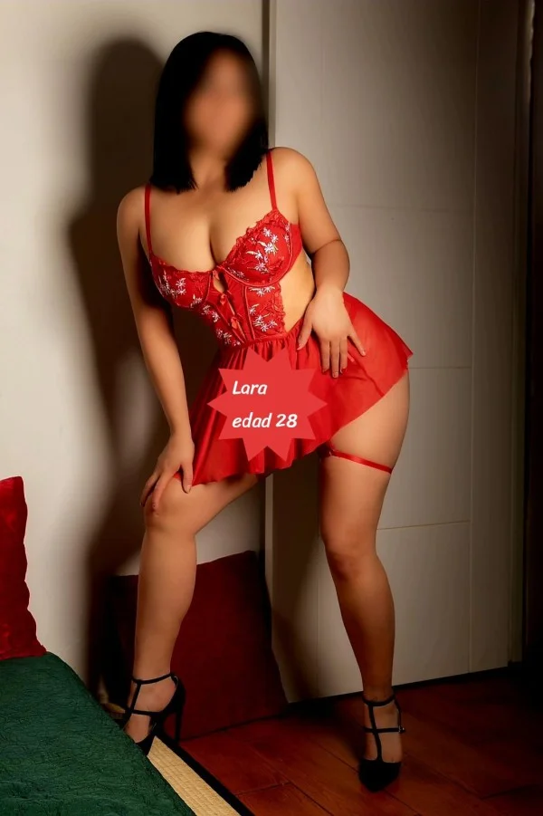Escort blanca curvy en Madrid