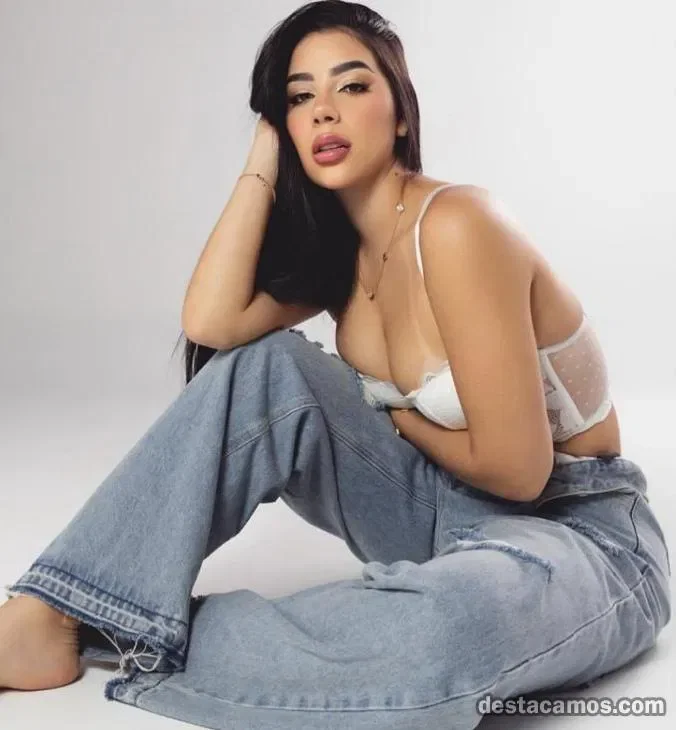 Escort latina curvy en Jaén