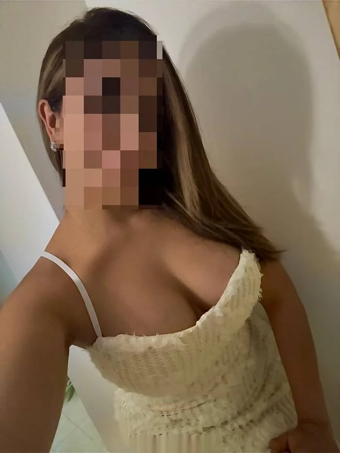 Escort latina curvy en Valencia