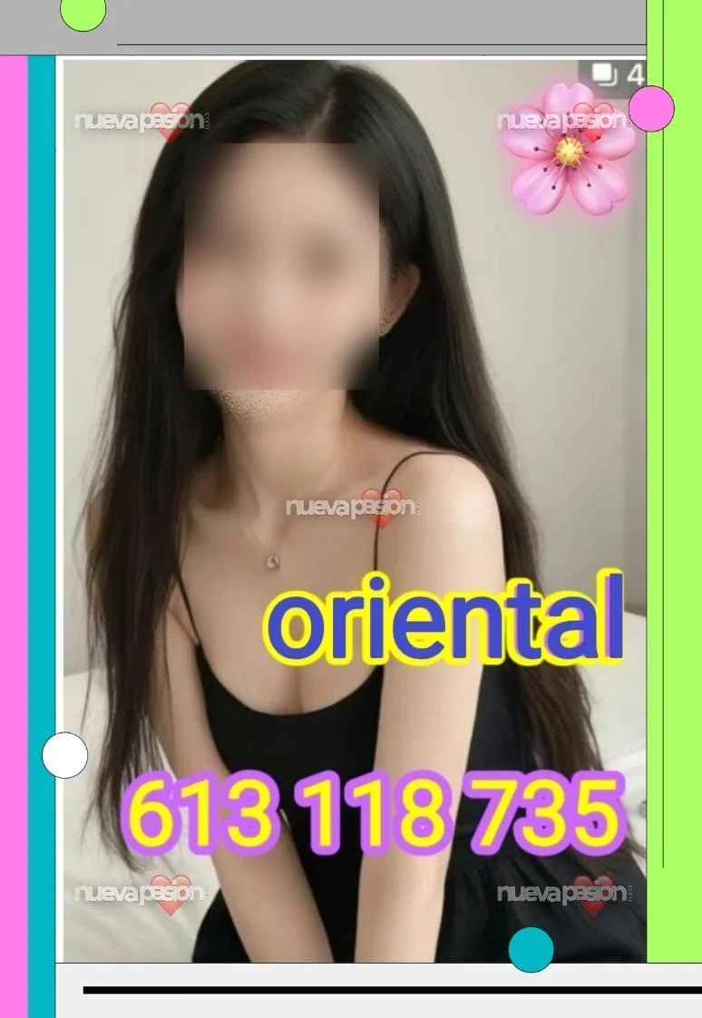 Escort asiática delgada en Almería