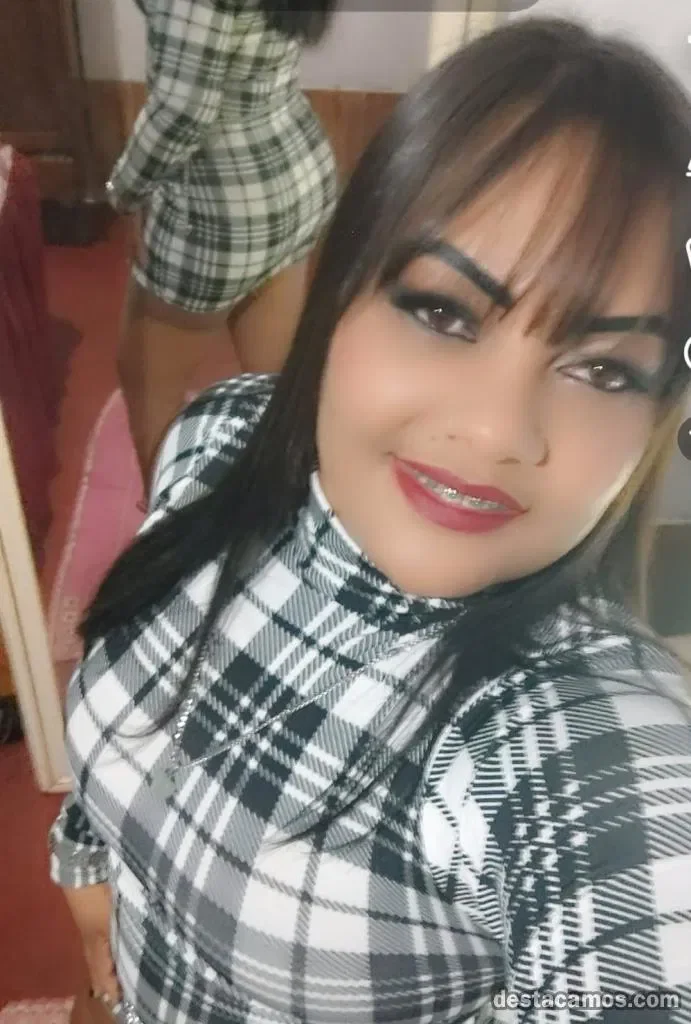 Escort latina curvy en San Sebastián