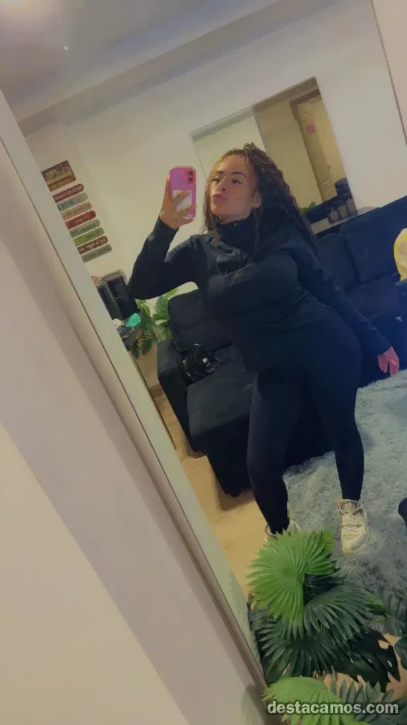 Escort latina curvy en Barcelona