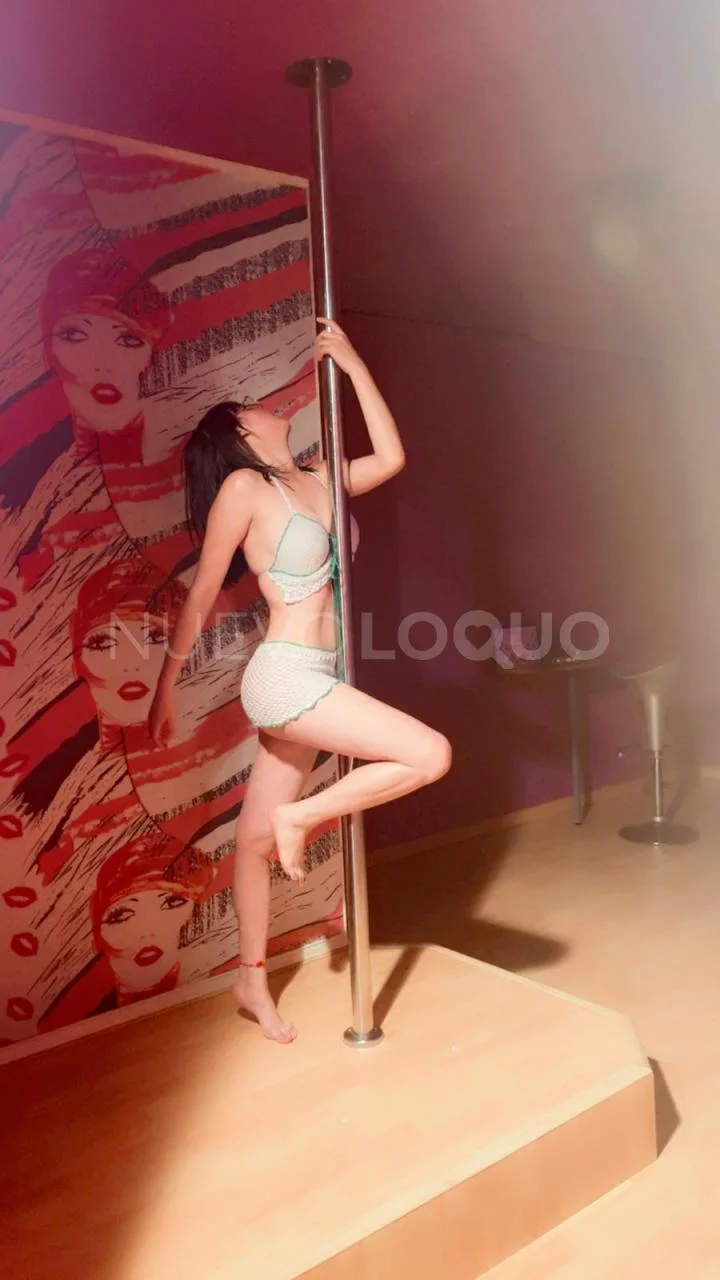 Escort latina delgada en Barcelona