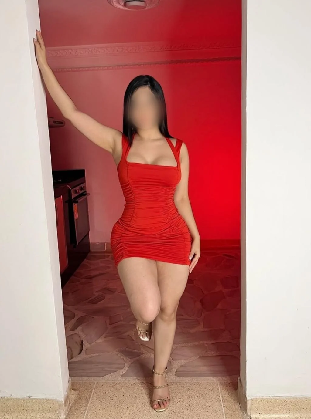 Escort latina curvy en Gijón
