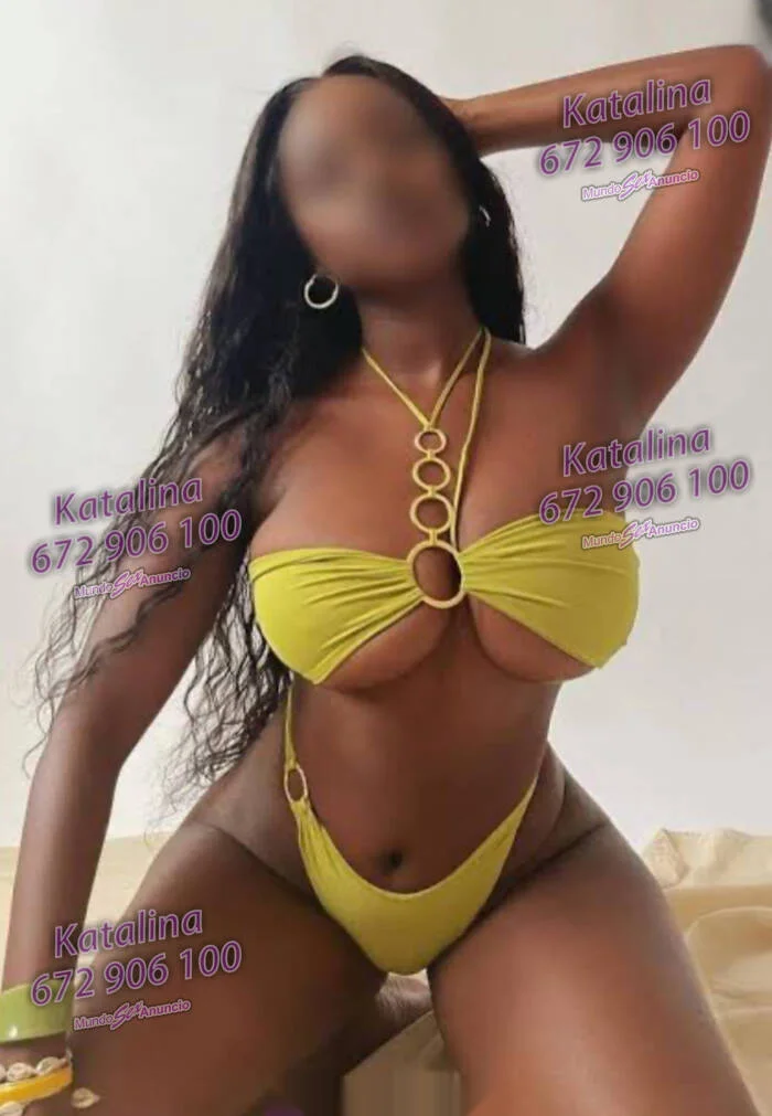 Escort mulata curvy en Benidorm