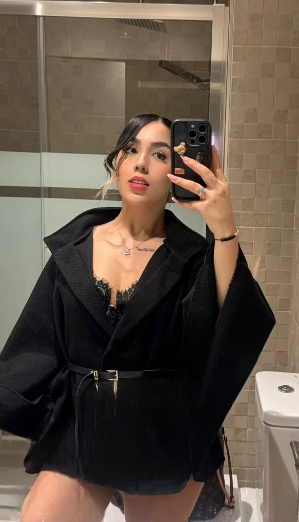 Escort latina curvy en Málaga