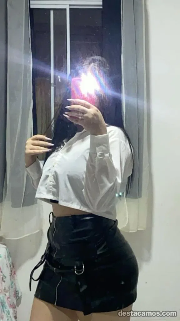 Escort latina curvy en Córdoba