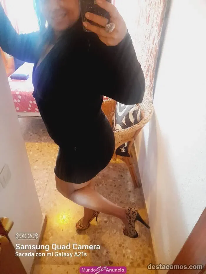Escort latina curvy en Cantabrana