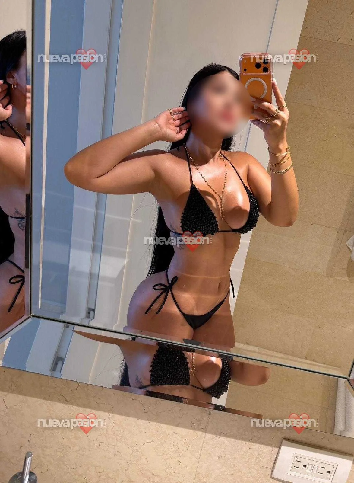 Escort latina curvy en Tarrasa