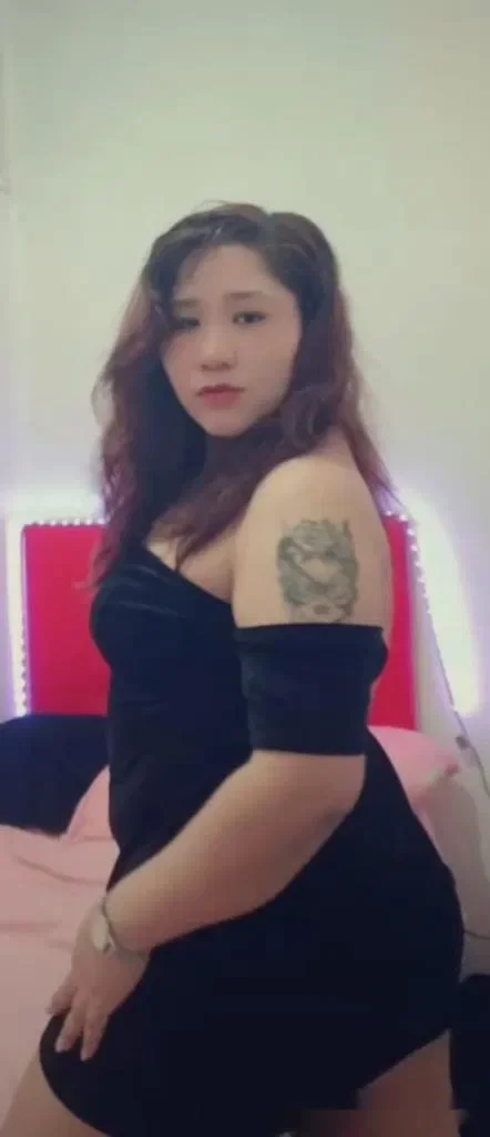 Escort latina curvy en Barcelona