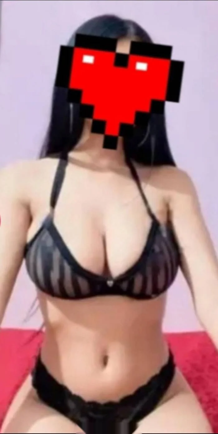 Escort latina curvy en Toledo