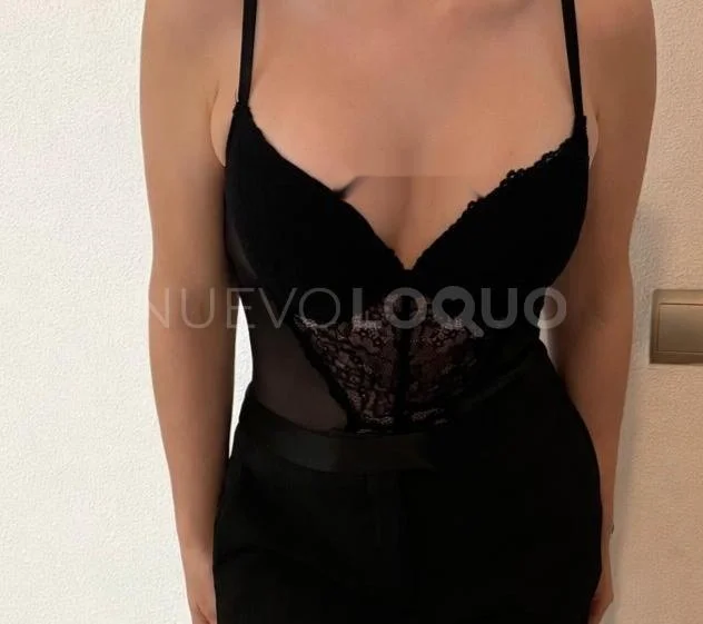 Escort blanca curvy en Madrid