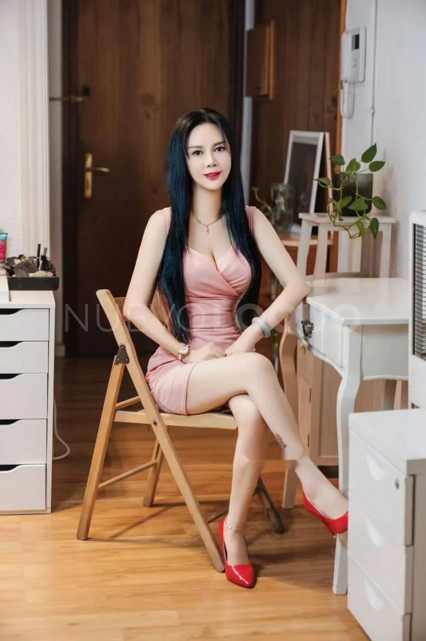 Escort asiática curvy en Las Palmas de Gran Canaria