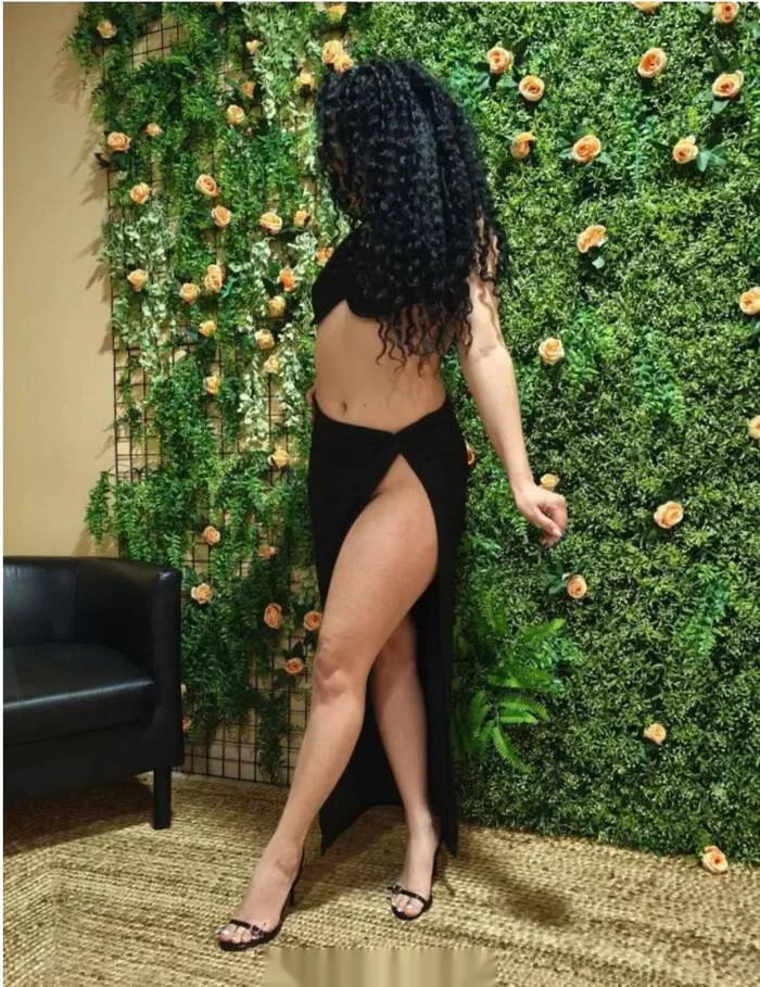 Escort latina curvy en Roquetas de Mar