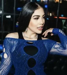 Escort latina curvy en Sanxenxo