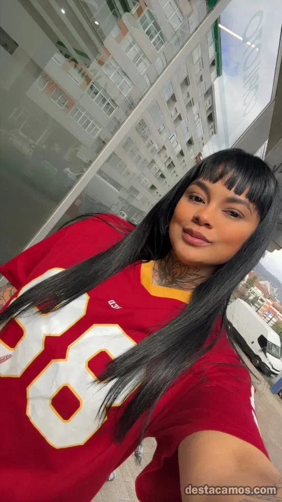 Escort latina curvy en Orense