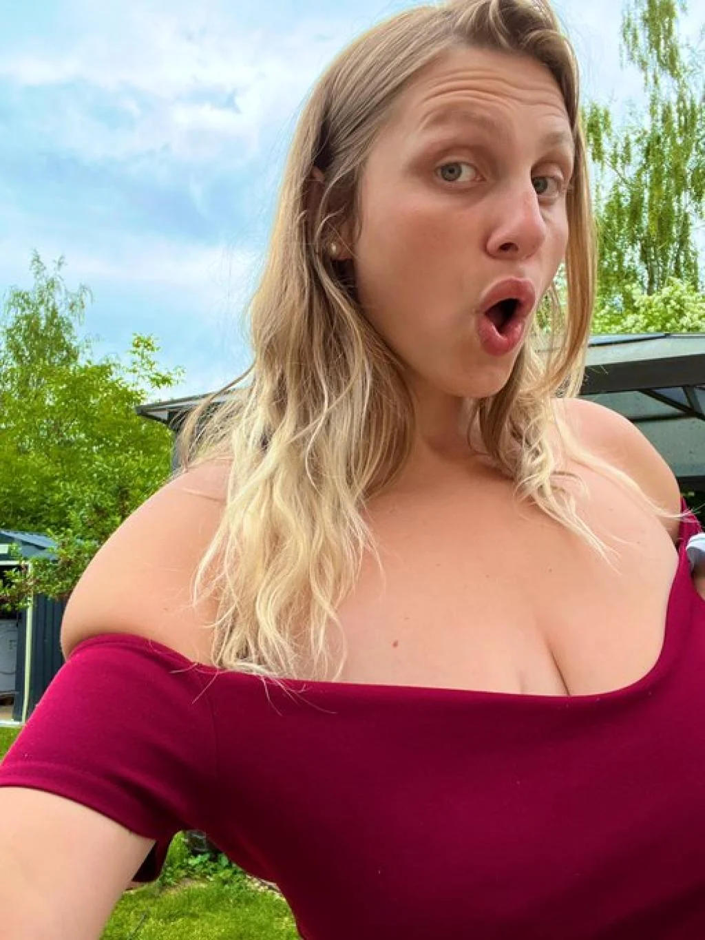 Escort blanca curvy en Valencia