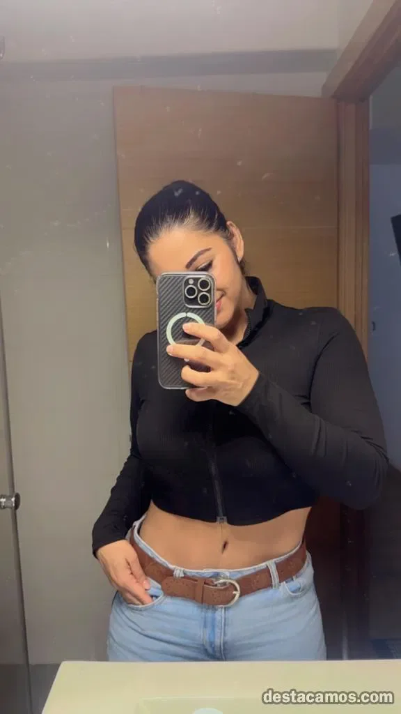 Escort latina curvy en La Coruña