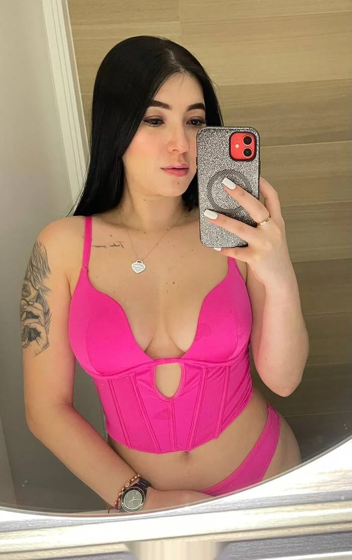 Escort latina curvy en Alicante