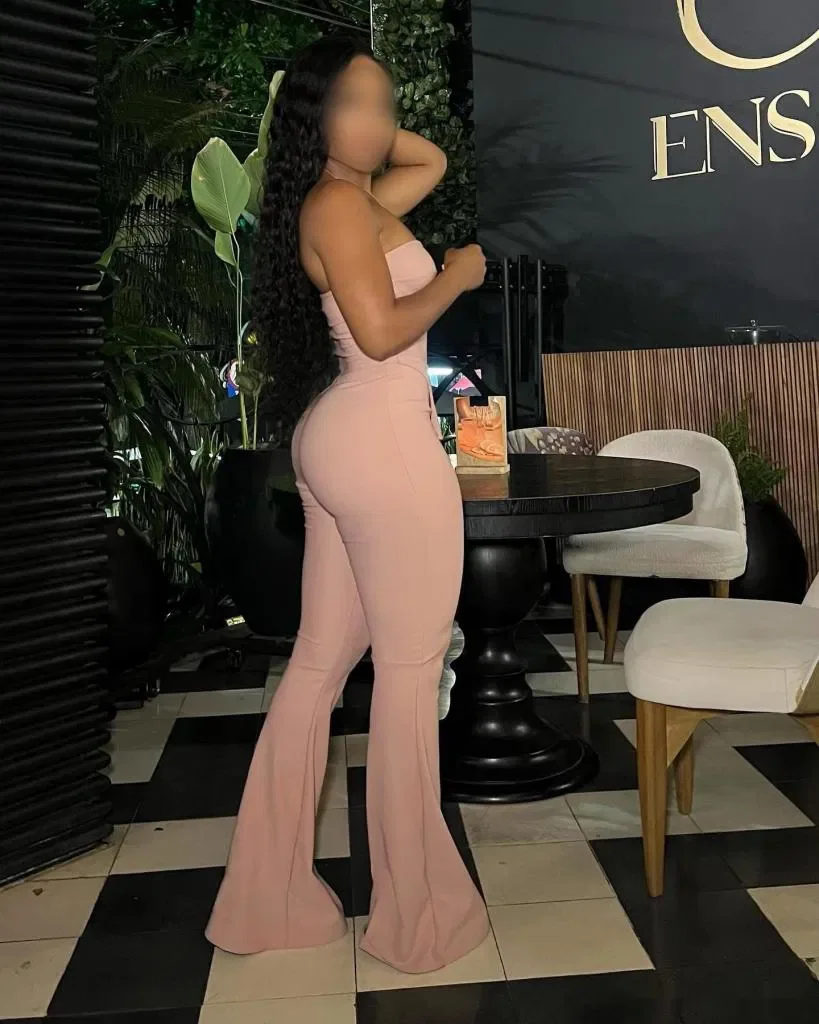 Escort latina curvy en Málaga