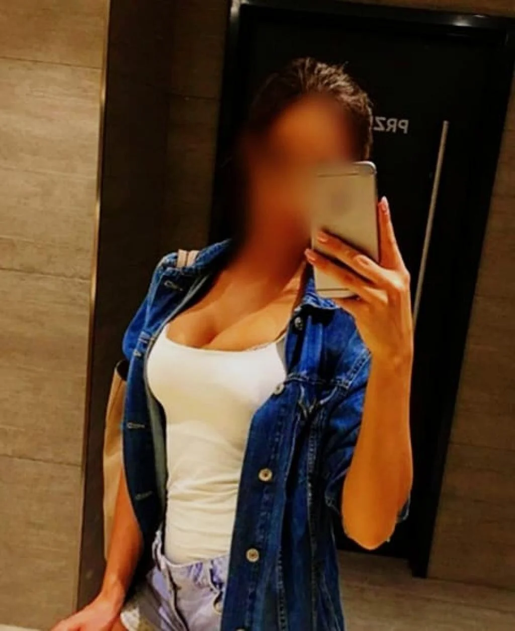 Escort latina curvy en Málaga