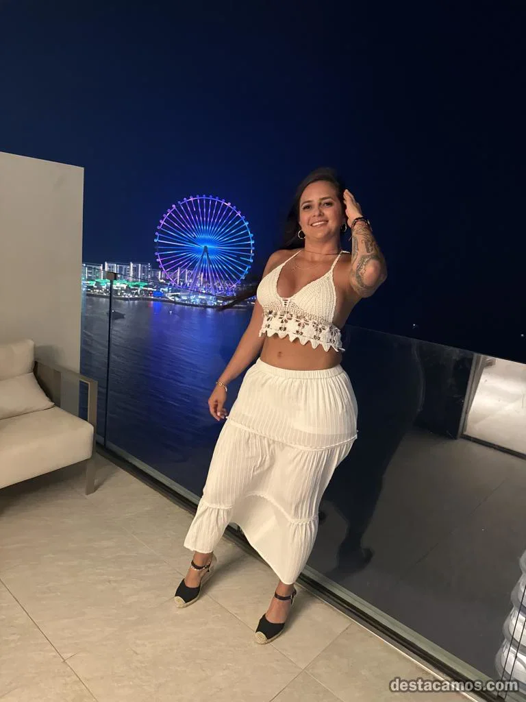 Escort latina curvy en Alicante