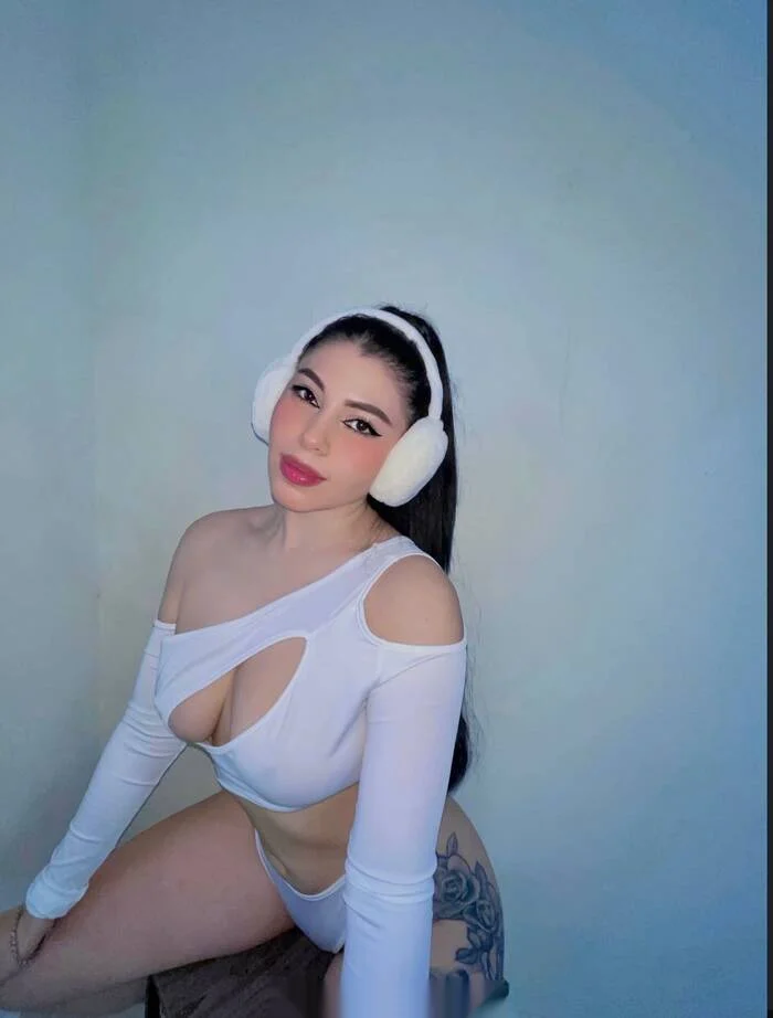 Escort latina curvy en Barcelona