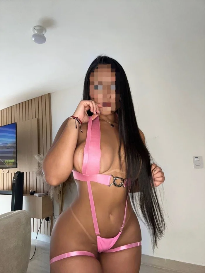 Escort latina curvy en Alcobendas