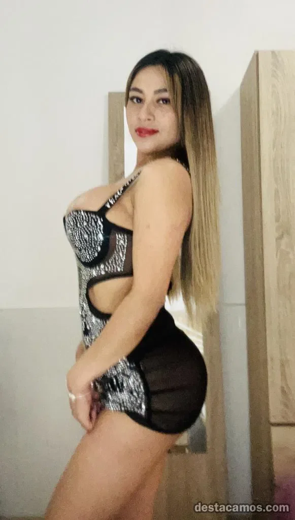 Escort latina curvy en Málaga